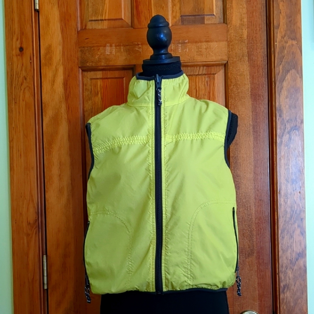 Adirondack trading company Bright Yellow Puffer reversible Vest!